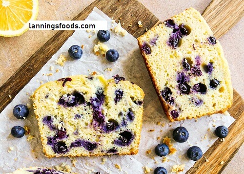 100-Calorie Blueberry Ricotta Cake Recipe